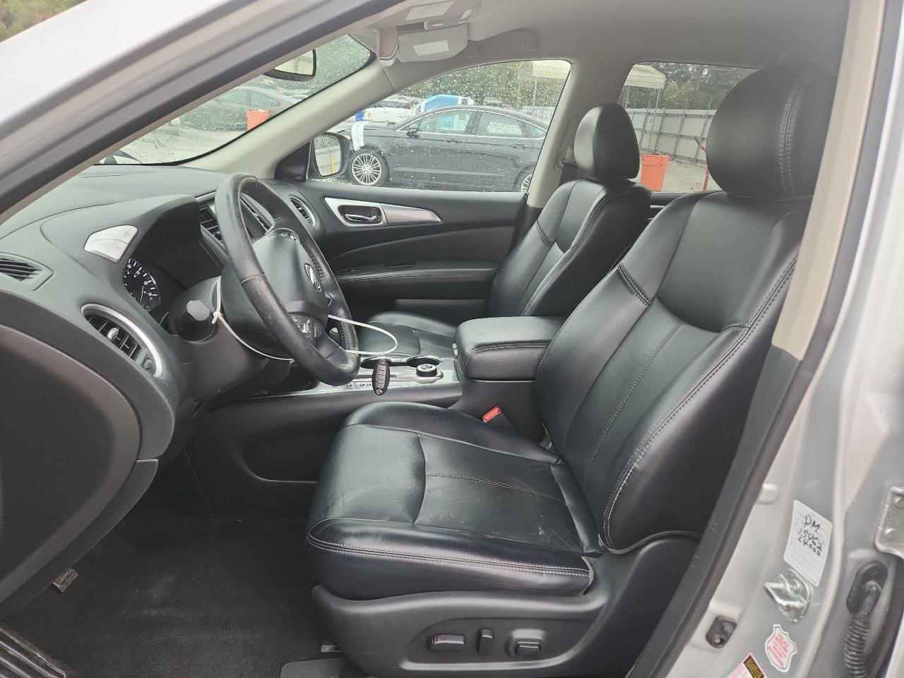 NISSAN PATHFINDER SL