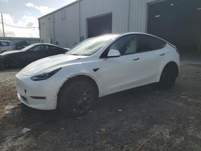 2025 TESLA MODEL Y #3310413970