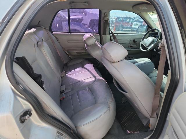 2002 FORD CROWN VICT #3309232616