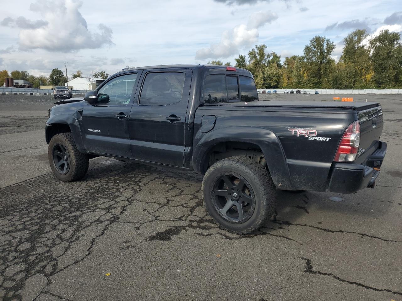 TOYOTA TACOMA DOUBLE CAB