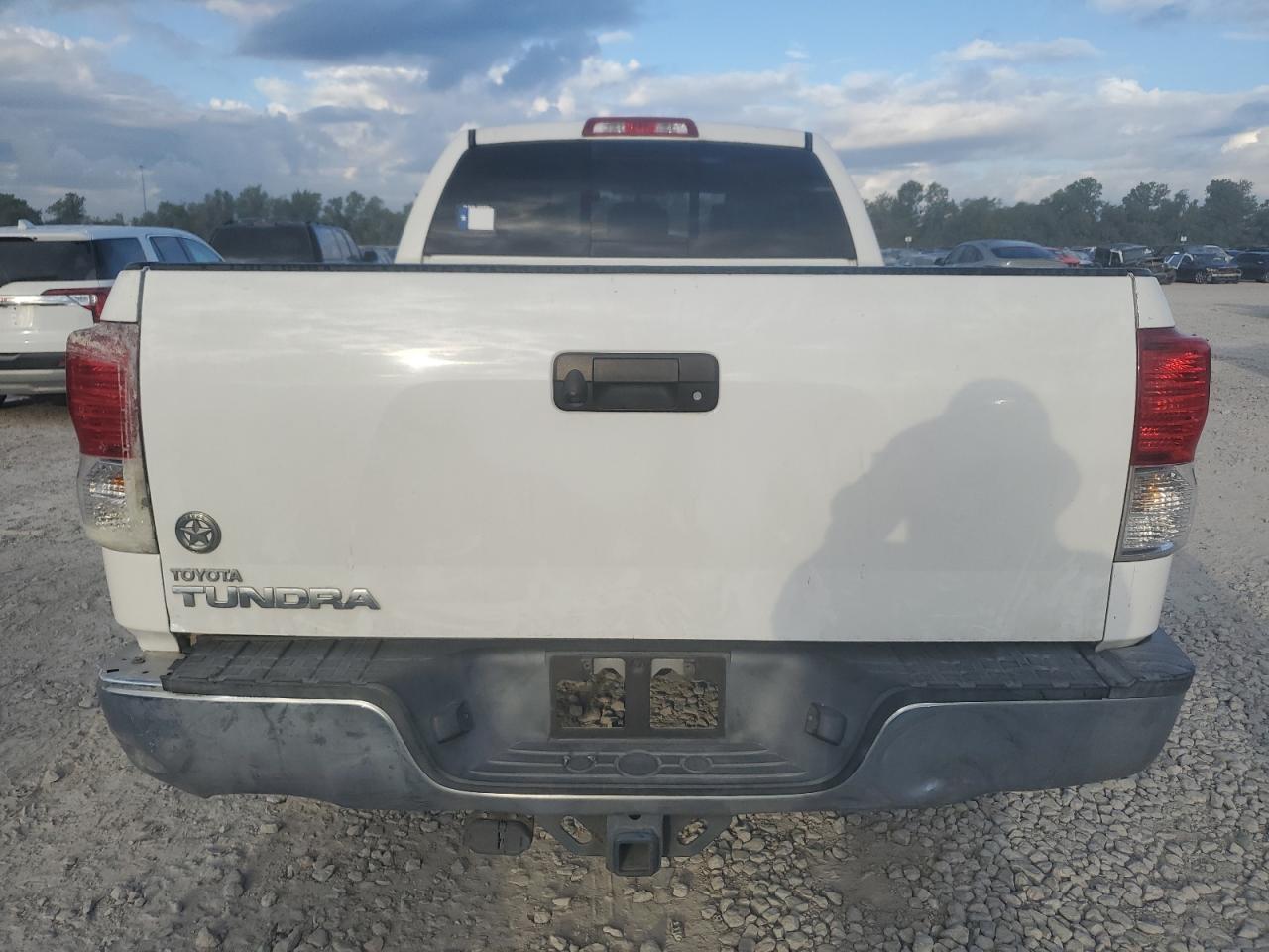 TOYOTA TUNDRA DOUBLE CAB SR5