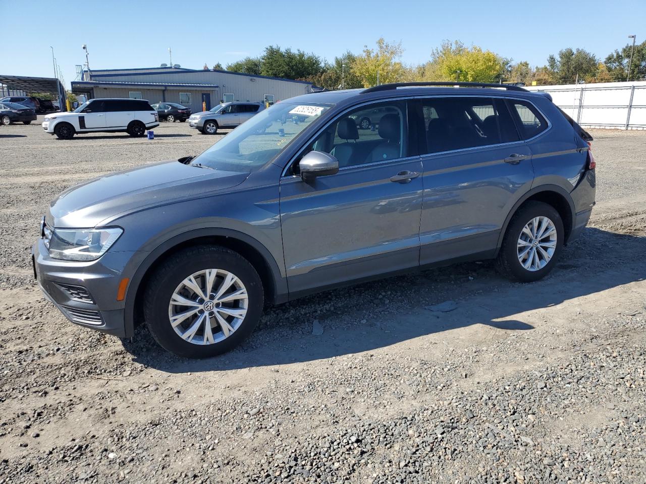 VOLKSWAGEN TIGUAN SE