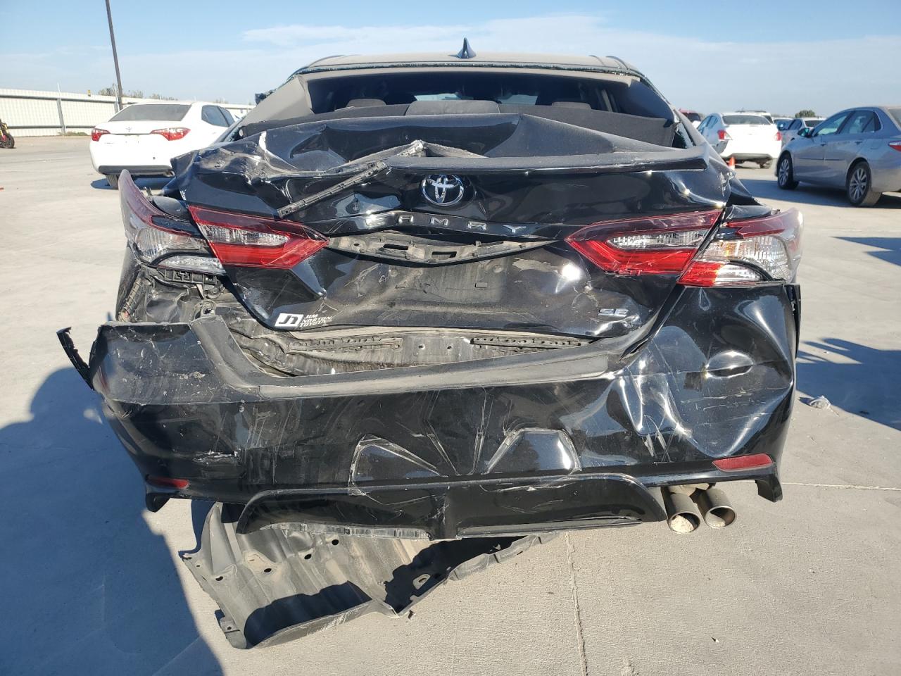 TOYOTA CAMRY SE NIGHT SHADE