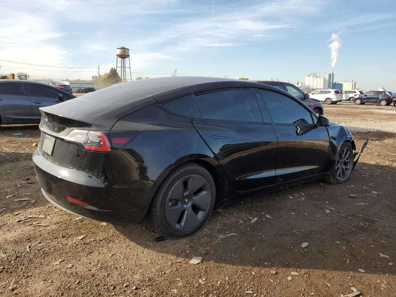 TESLA MODEL 3
