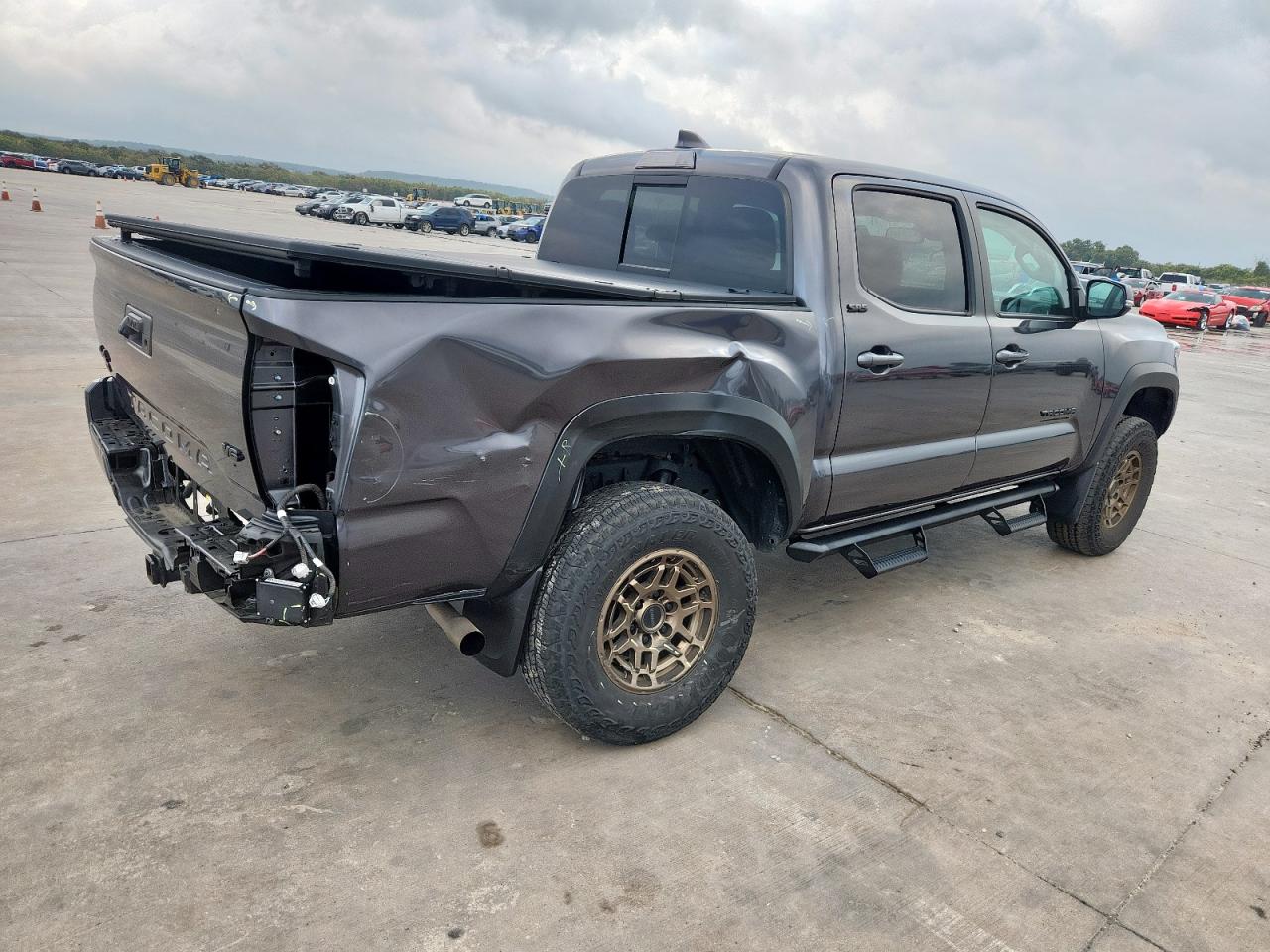 TOYOTA TACOMA DOUBLE CAB