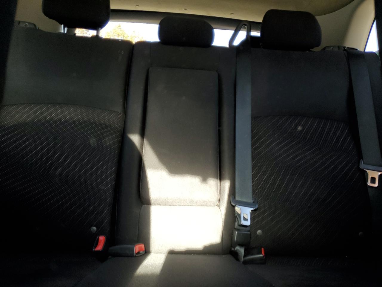 MITSUBISHI OUTLANDER SE