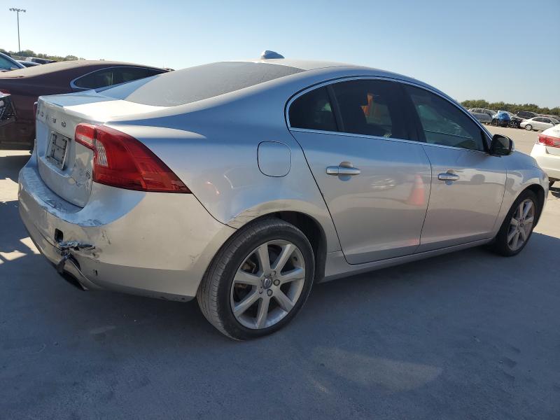 2016 VOLVO S60 PREMIE YV126MFK4G2405178
