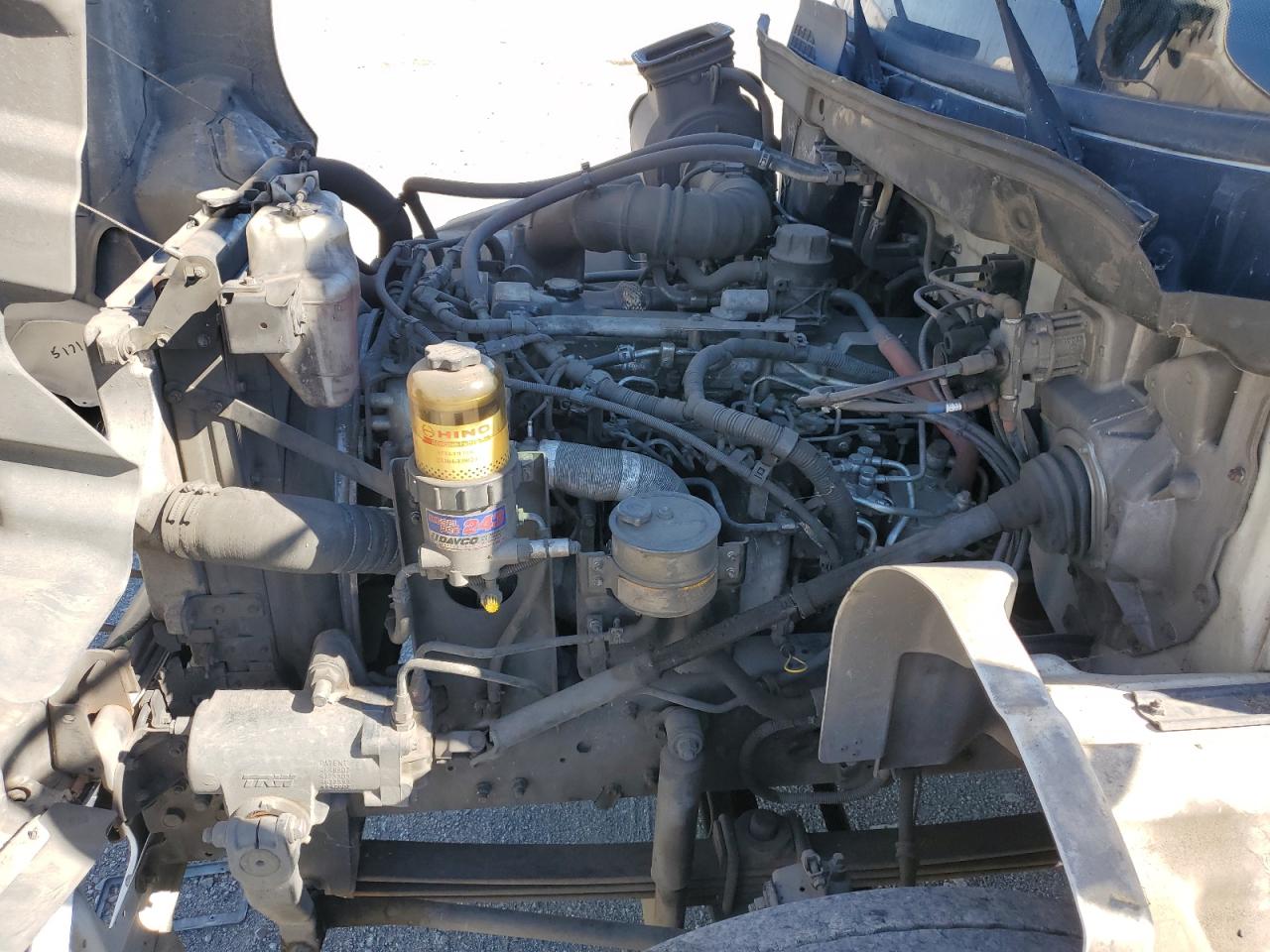 Lot #3287644062 2012 HINO 258/268