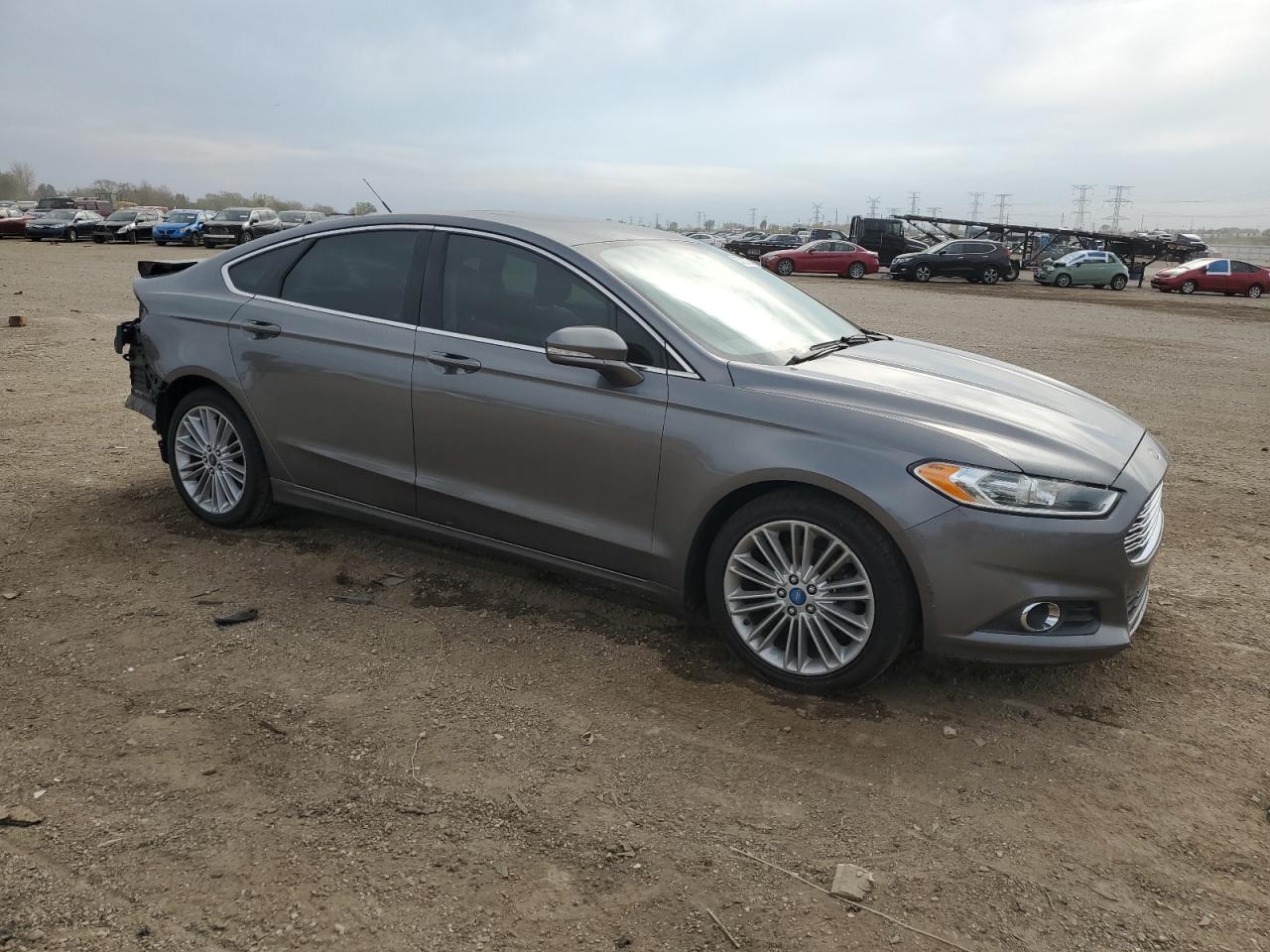 FORD FUSION SE