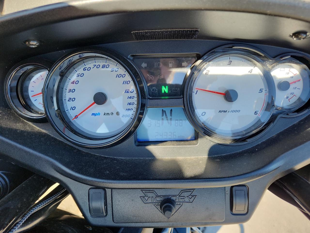 Lot #3286926234 2015 VICTORY MOTORCYCLES CROSS COUN