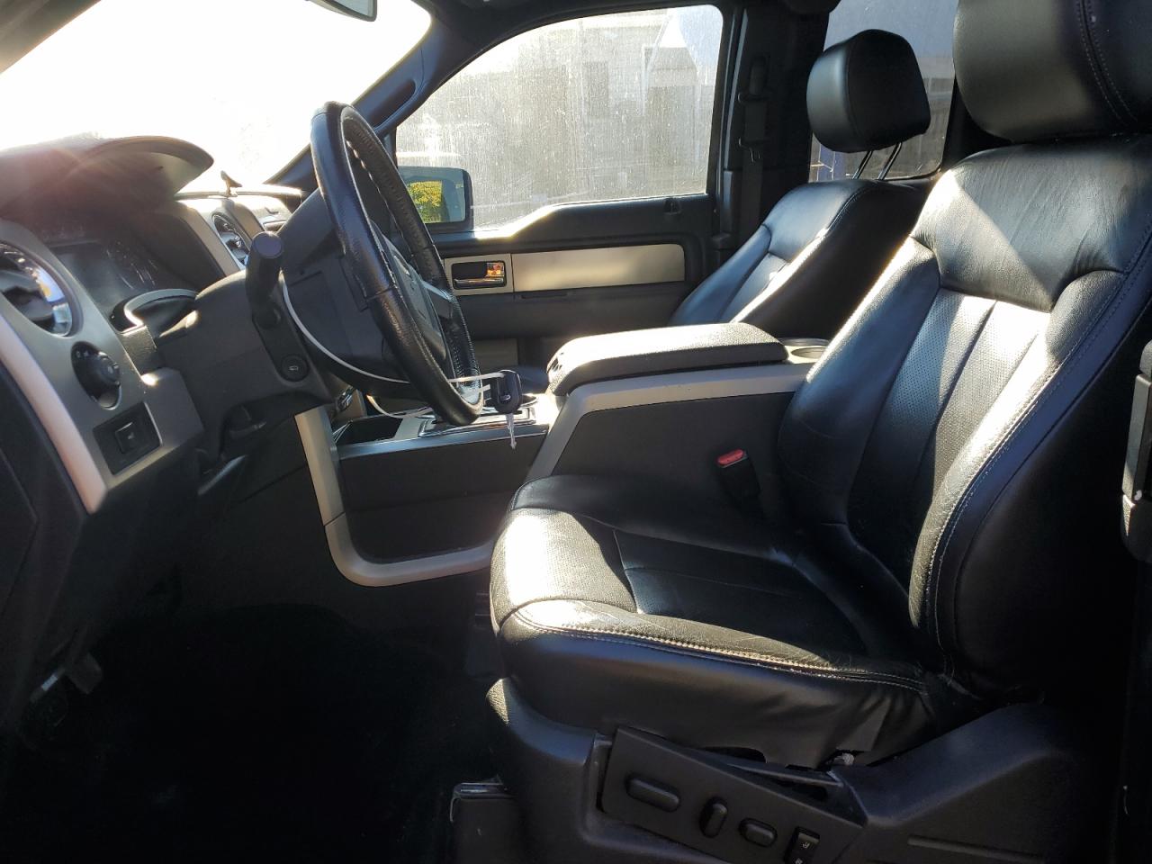 FORD F-150 SUPER CAB