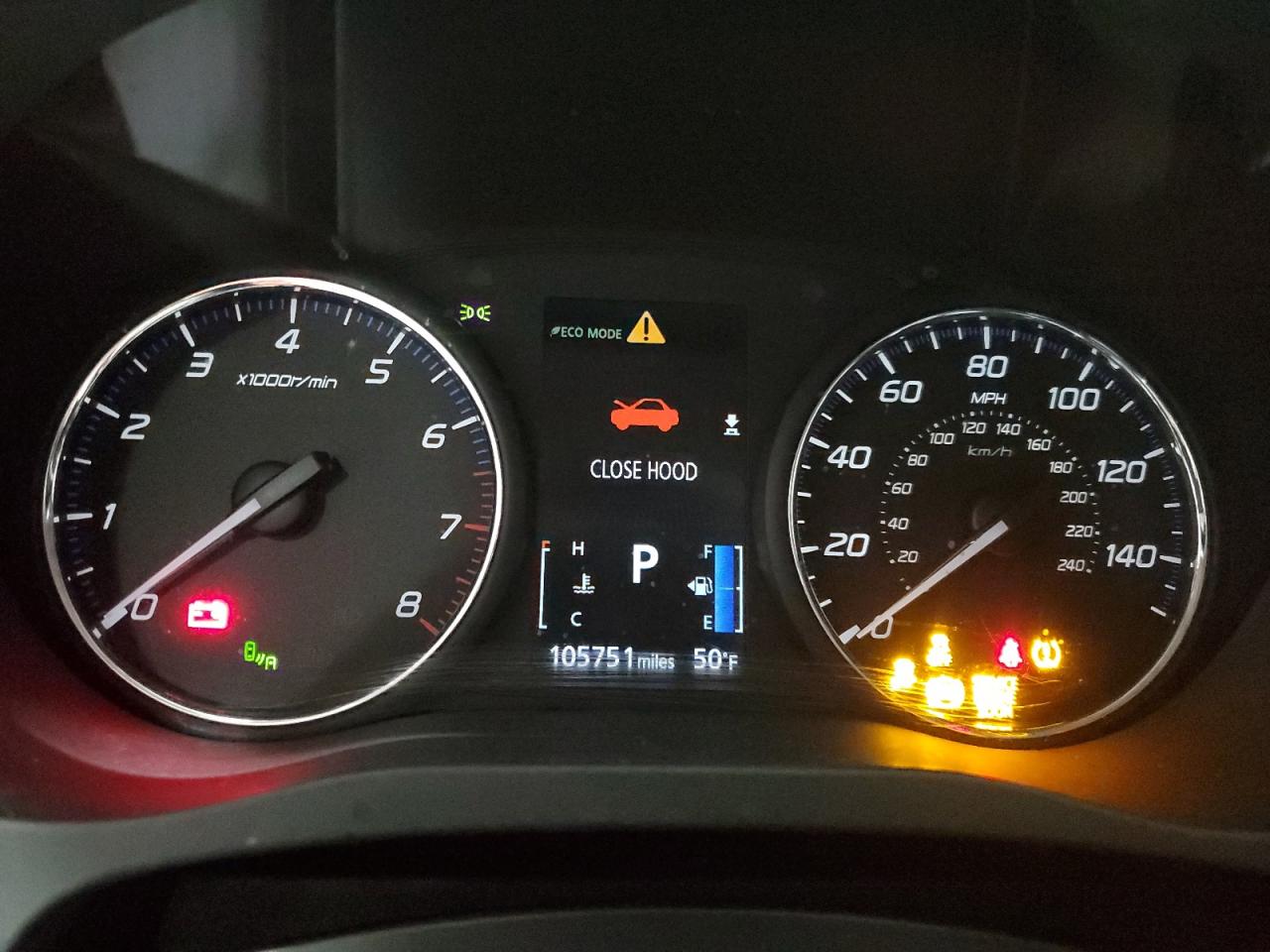 MITSUBISHI OUTLANDER SE