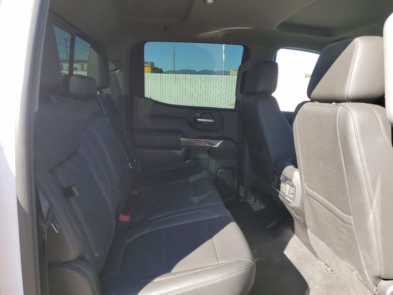 CHEVROLET SILVERADO C1500 LTZ