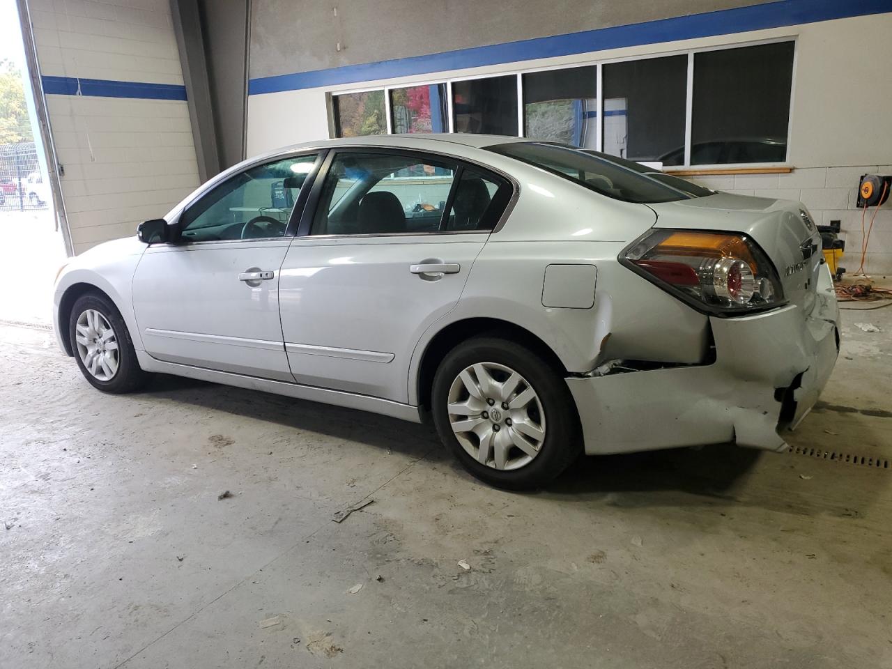 NISSAN ALTIMA BASE