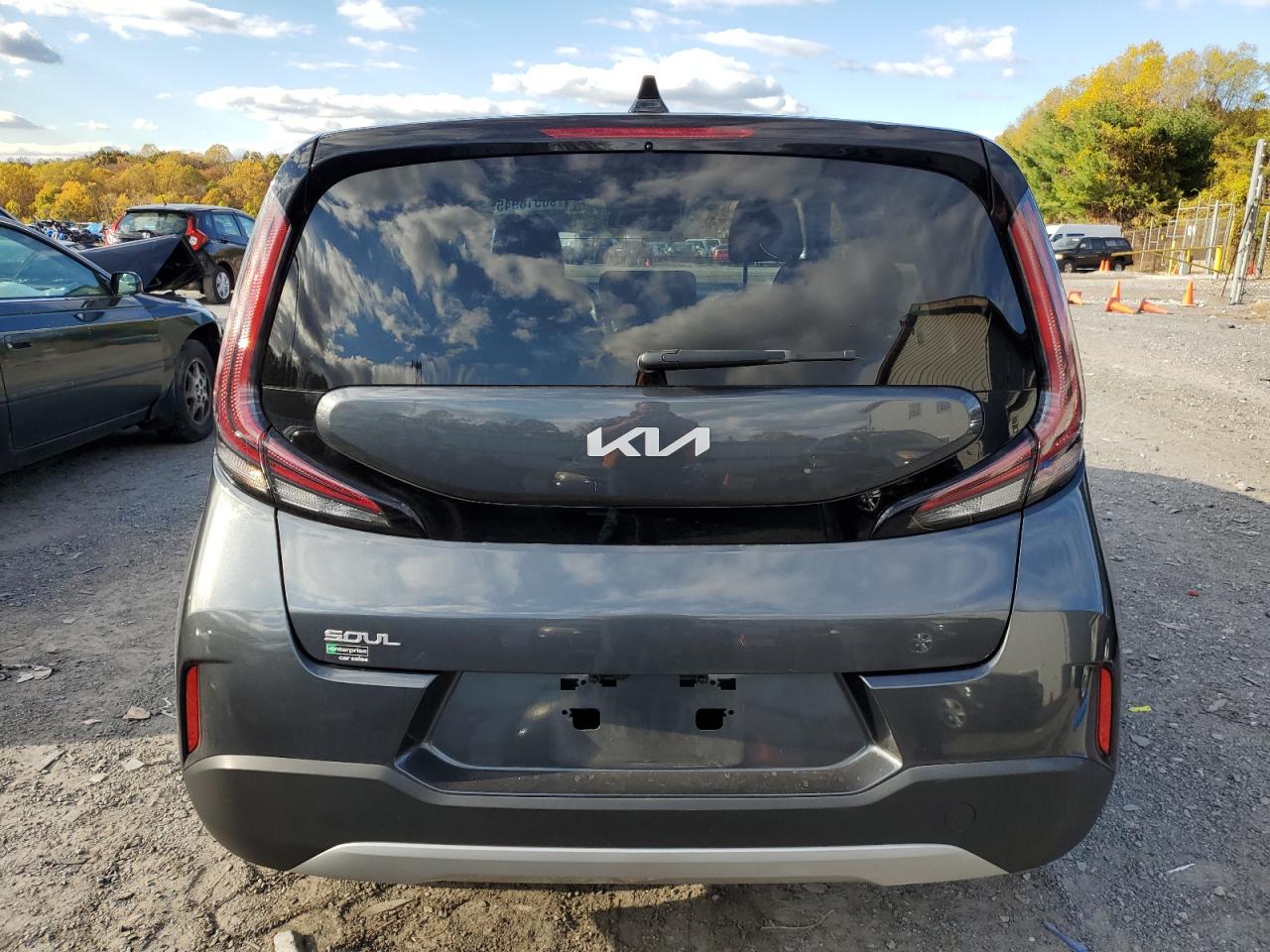 KIA SOUL LX