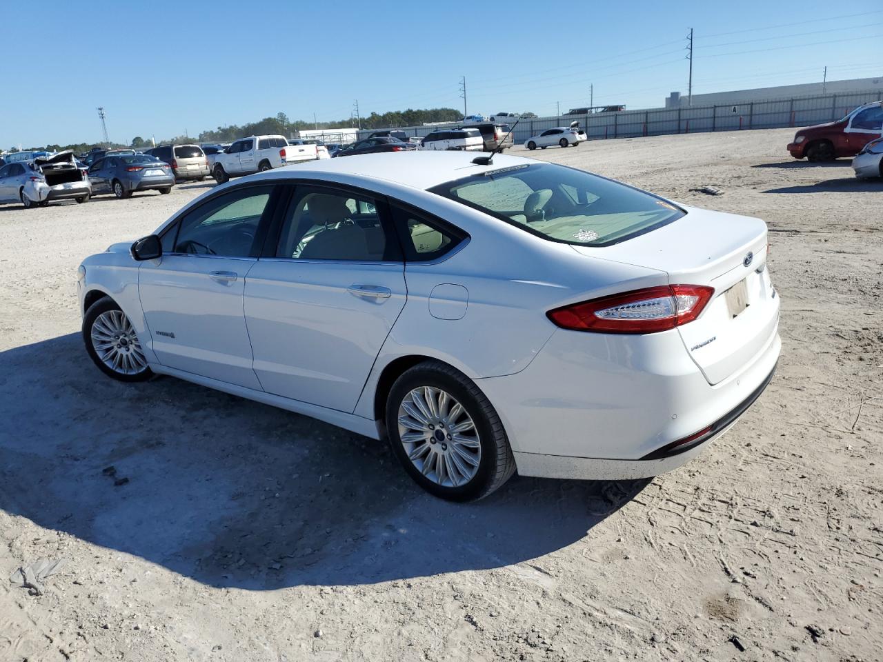 FORD FUSION SE HYBRID