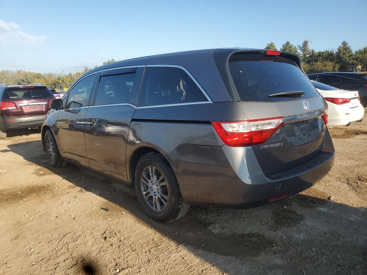 Lot #3298192045 2011 HONDA ODYSSEY EX