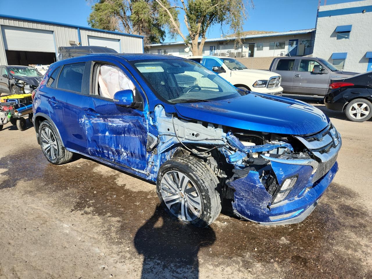 Lot #3316756436 2023 MITSUBISHI OUTLANDER