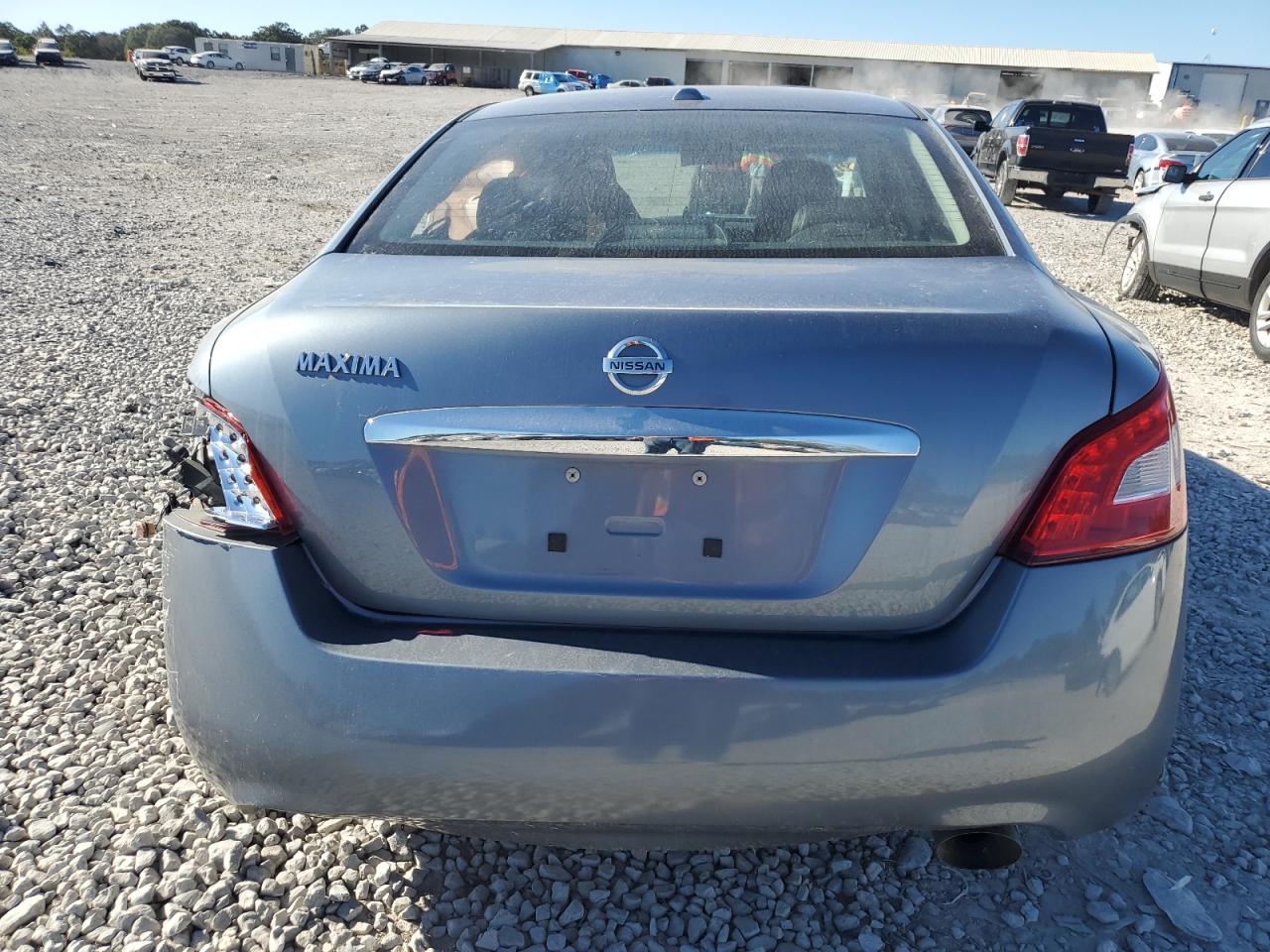 NISSAN MAXIMA S