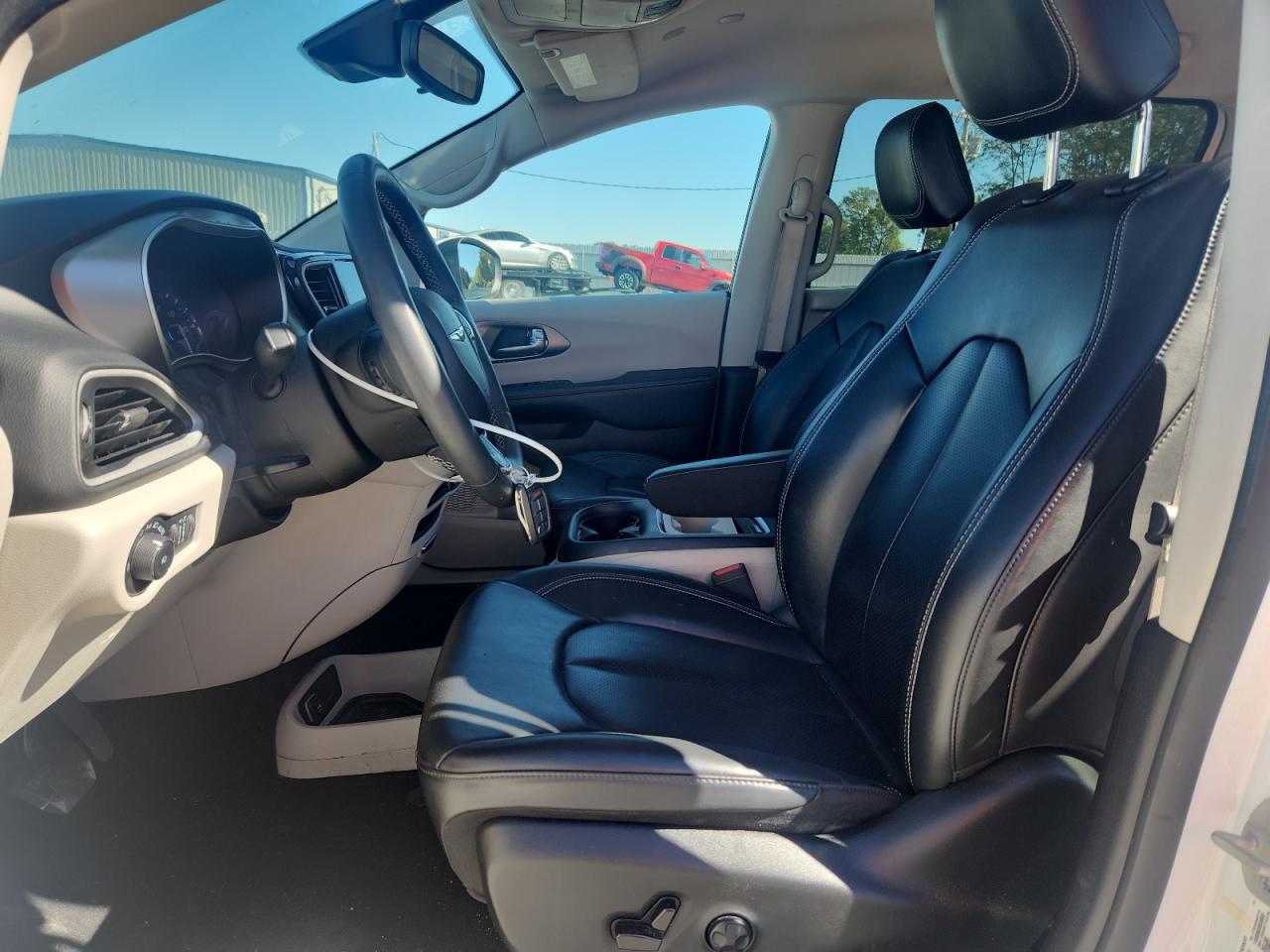 CHRYSLER PACIFICA TOURING L