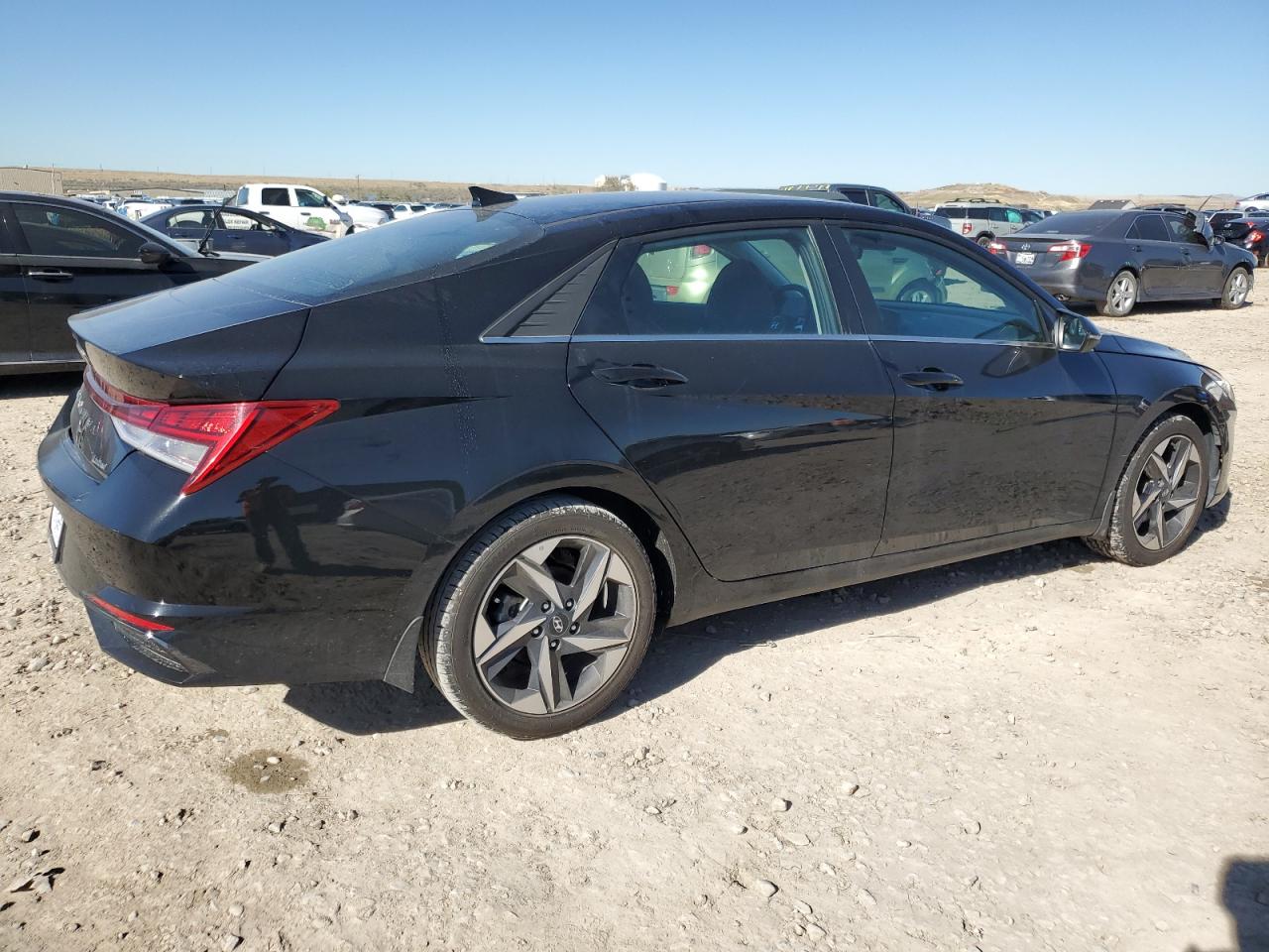 HYUNDAI ELANTRA LIMITED