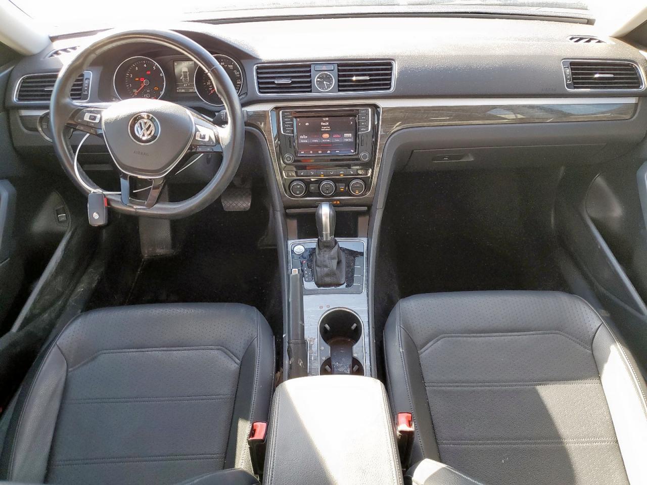 Lot #3318097375 2016 VOLKSWAGEN PASSAT SE