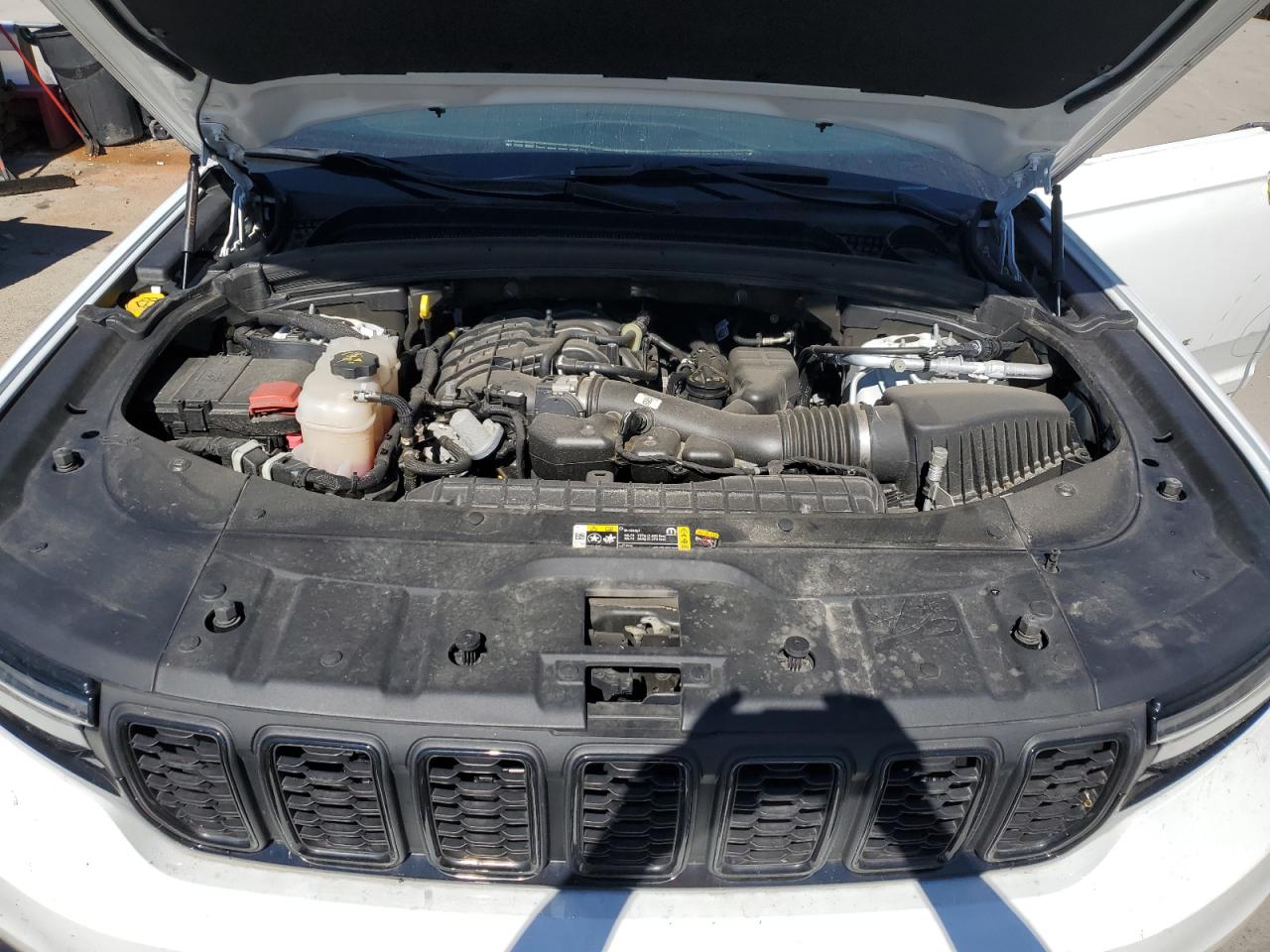 JEEP GRAND CHEROKEE L LAREDO