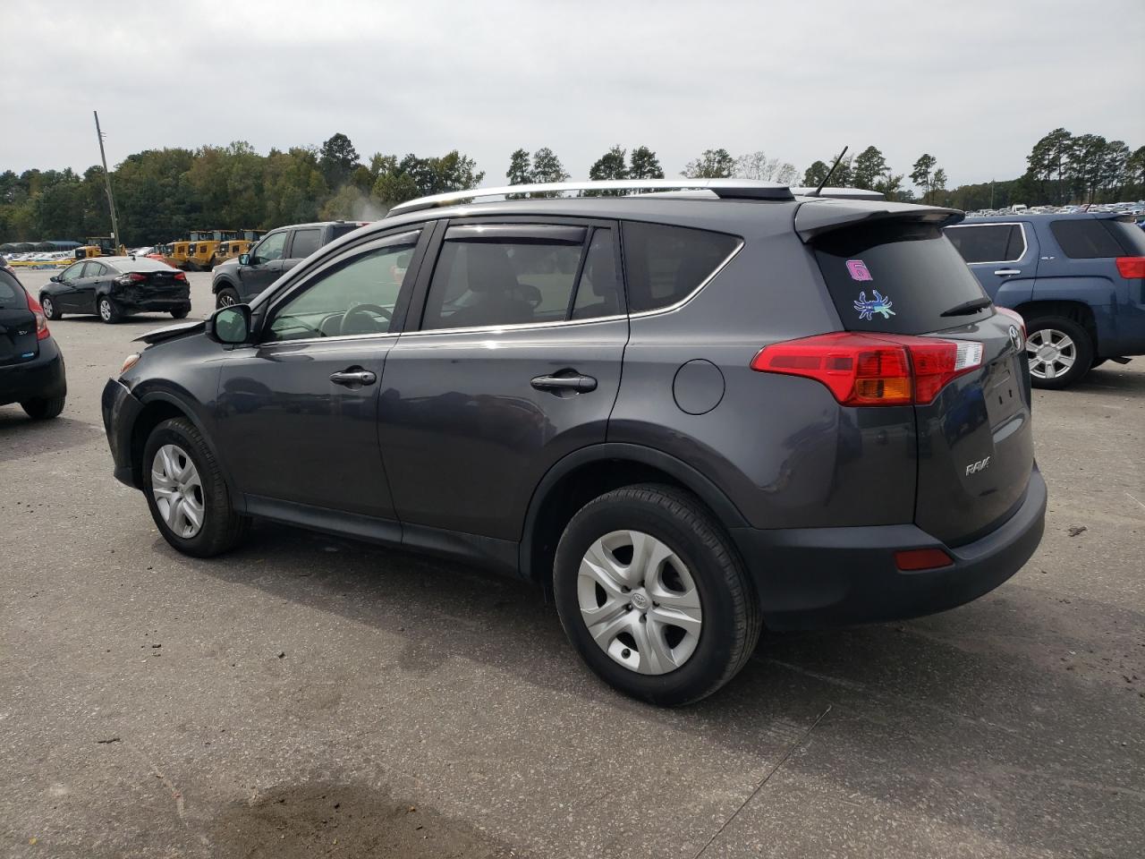 TOYOTA RAV4 LE