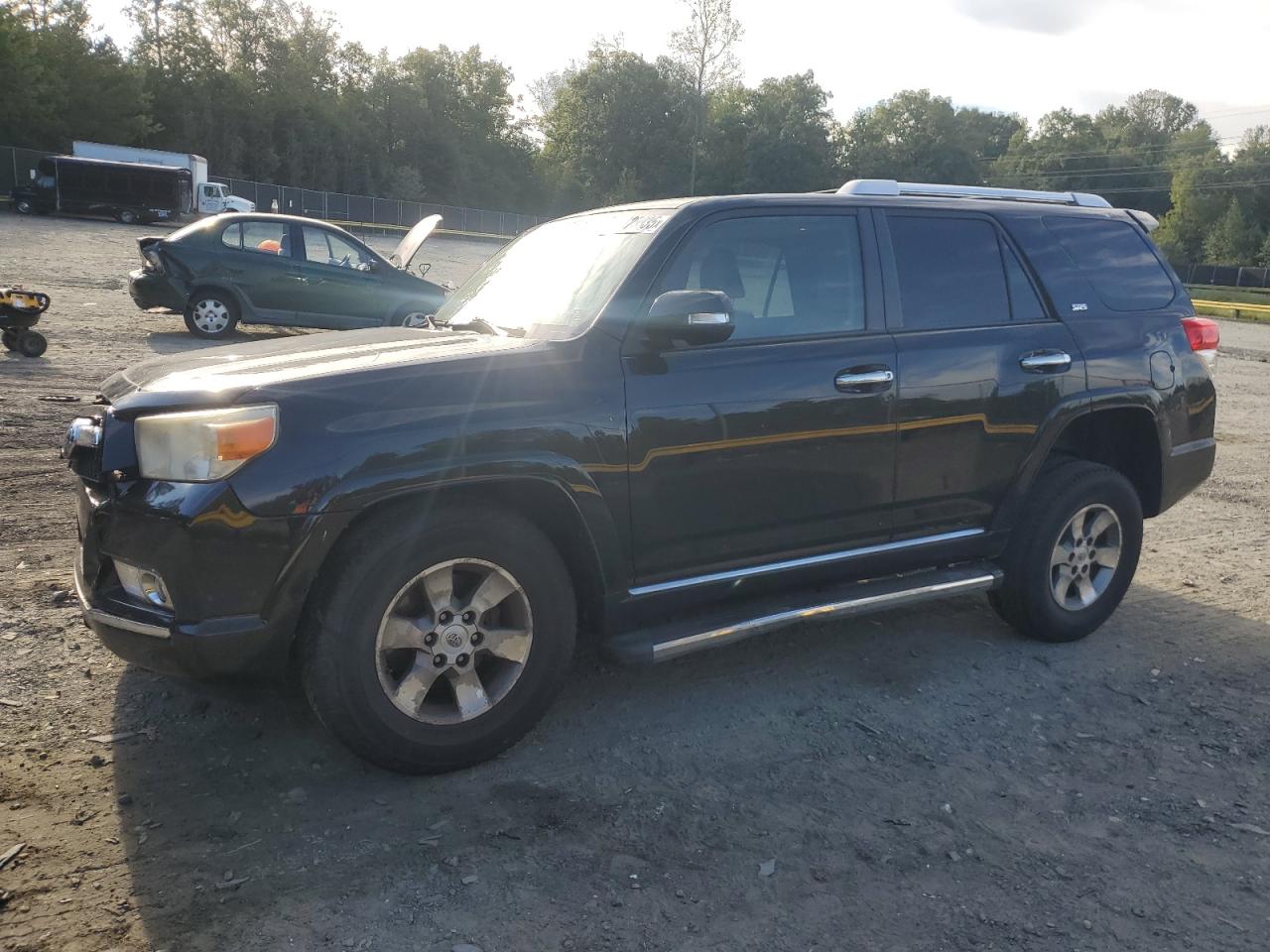 TOYOTA 4RUNNER SR5