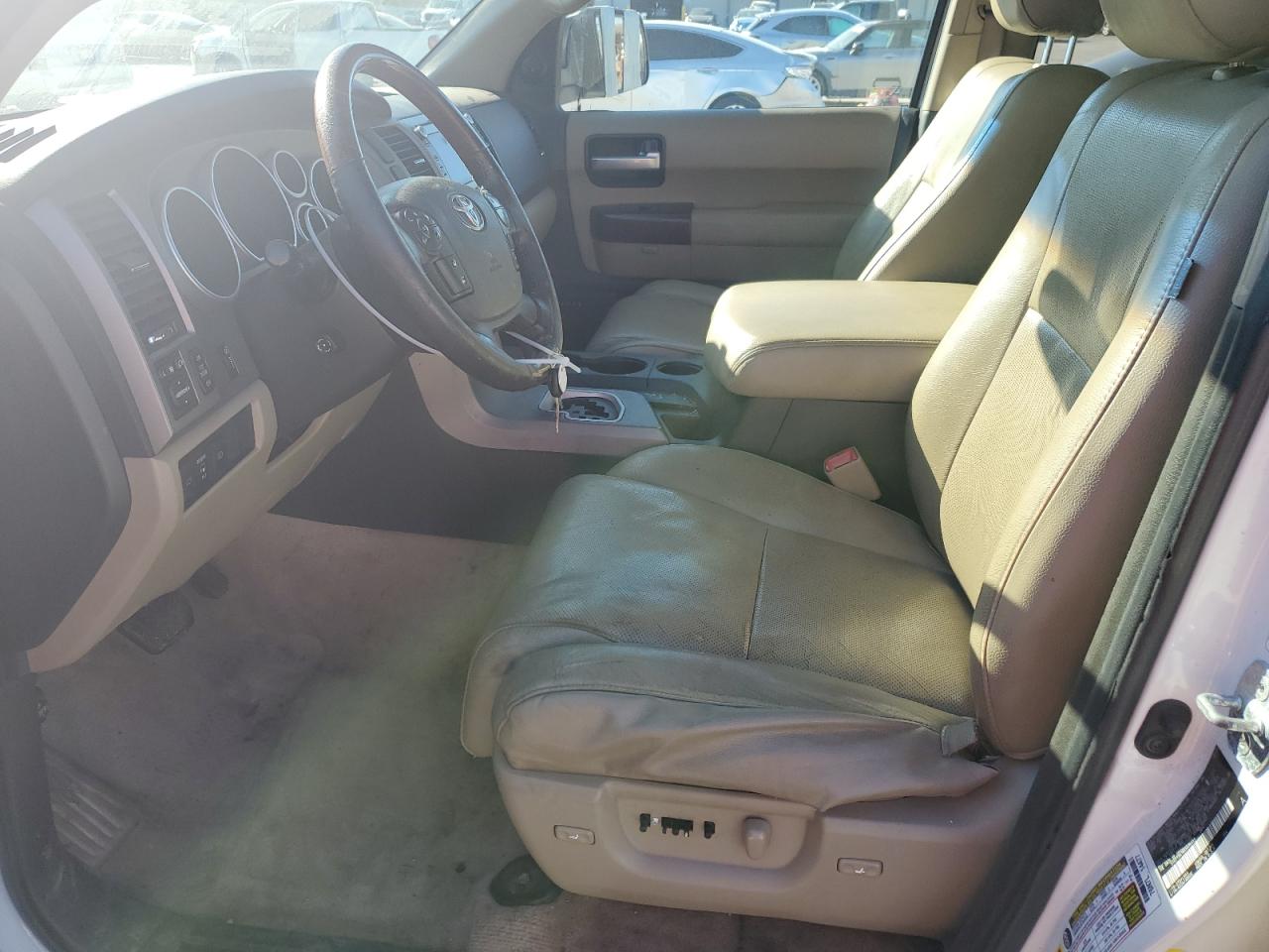 TOYOTA SEQUOIA PLATINUM