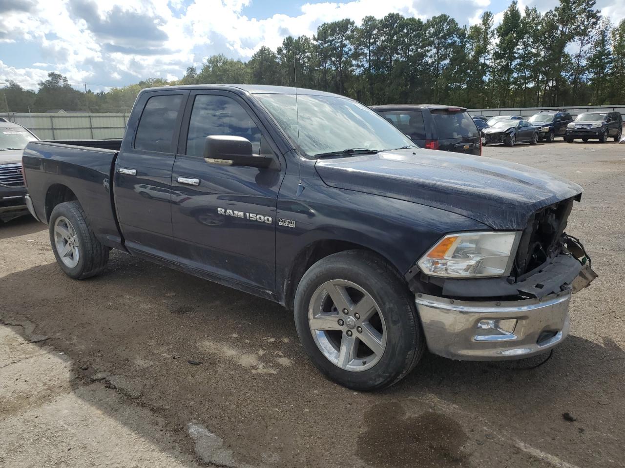 DODGE RAM 1500 SLT
