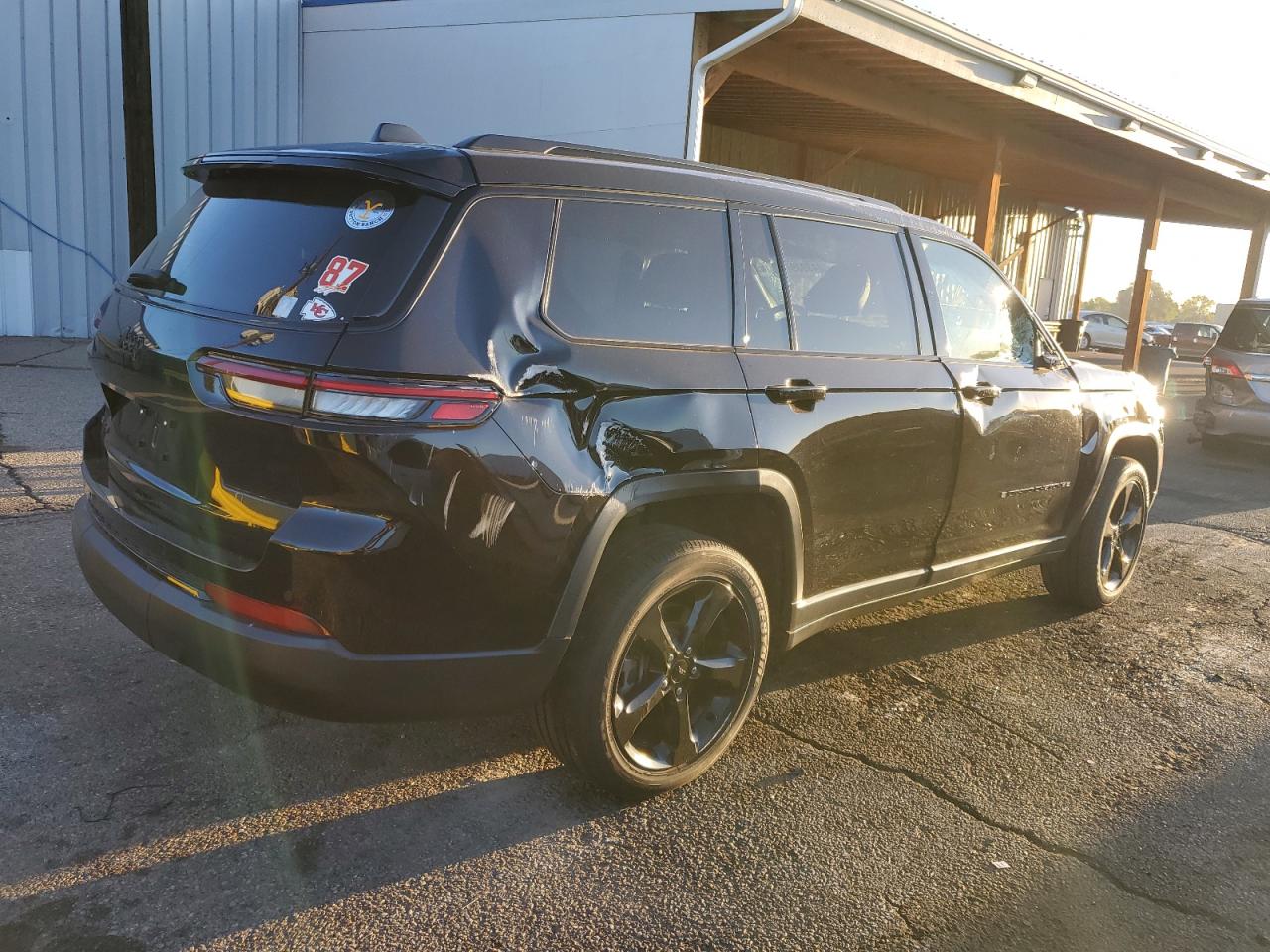 JEEP GRAND CHEROKEE L LAREDO