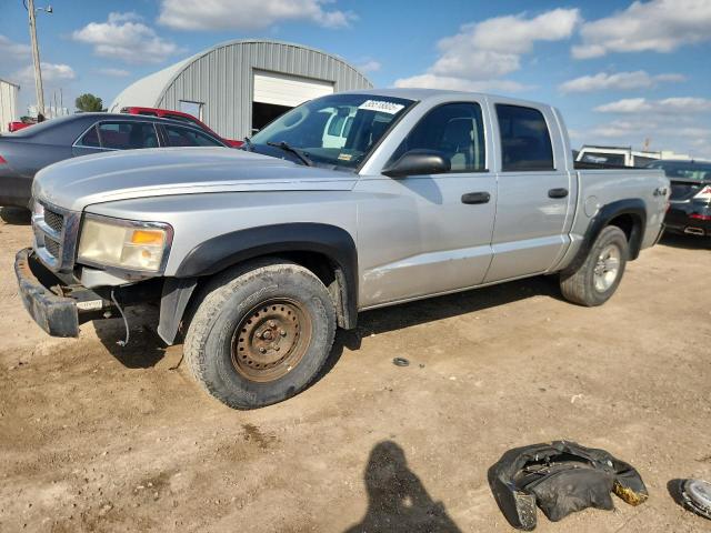 DODGE DAKOTA QUAD SLT