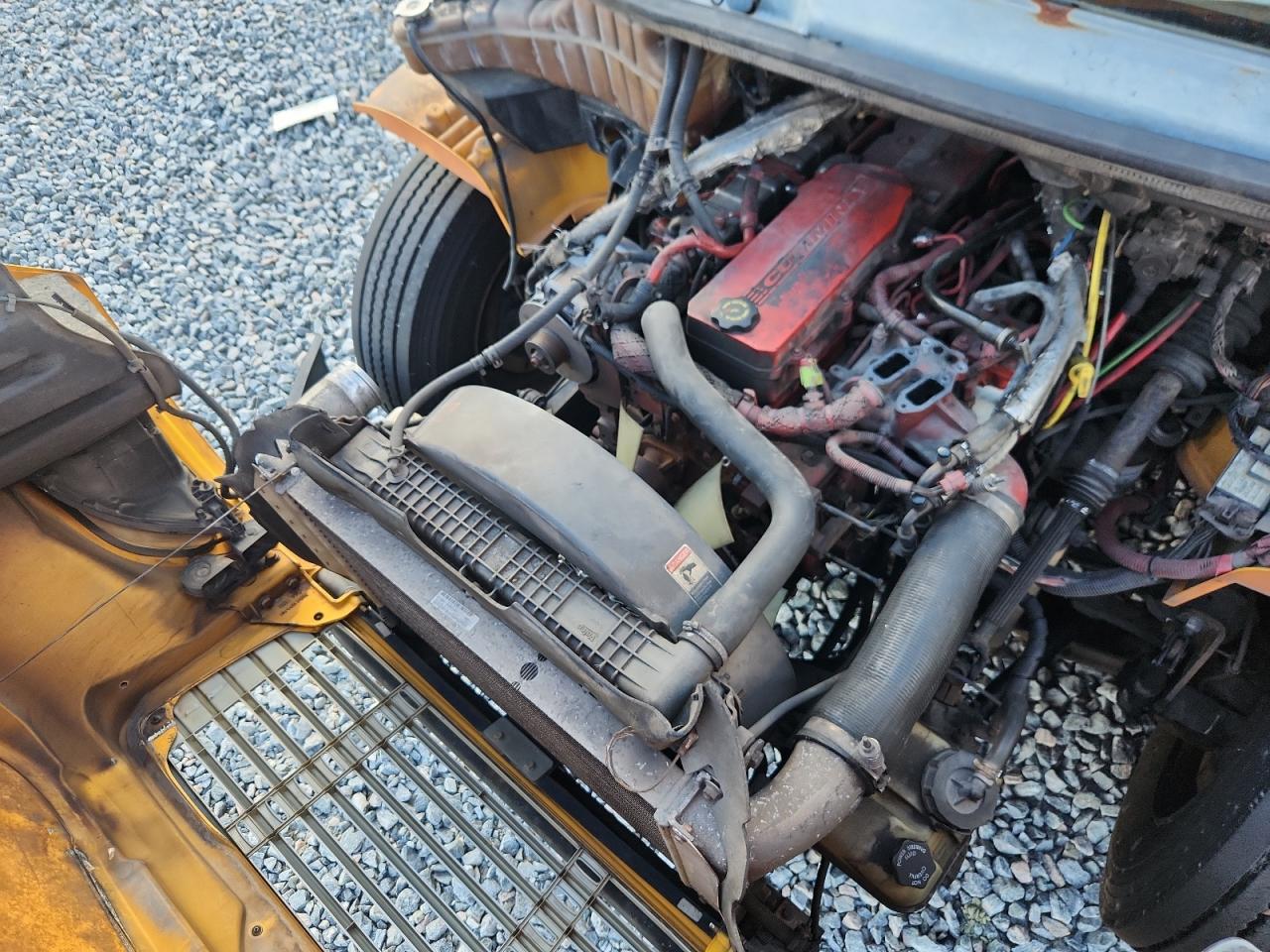 Lot #3287412363 2009 THOMABUSES SAF-T-LINER C2