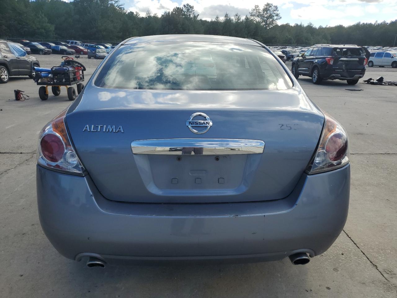 NISSAN ALTIMA BASE
