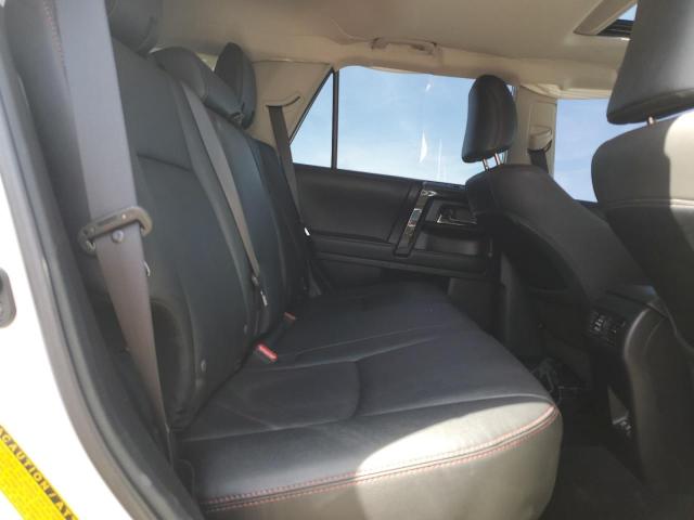 2021 TOYOTA 4RUNNER SR - JTERU5JR8M5923434