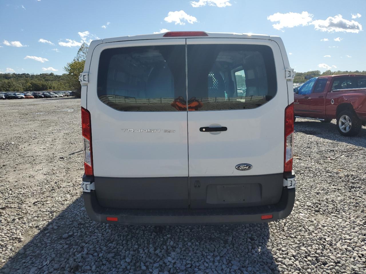 FORD TRANSIT T-250