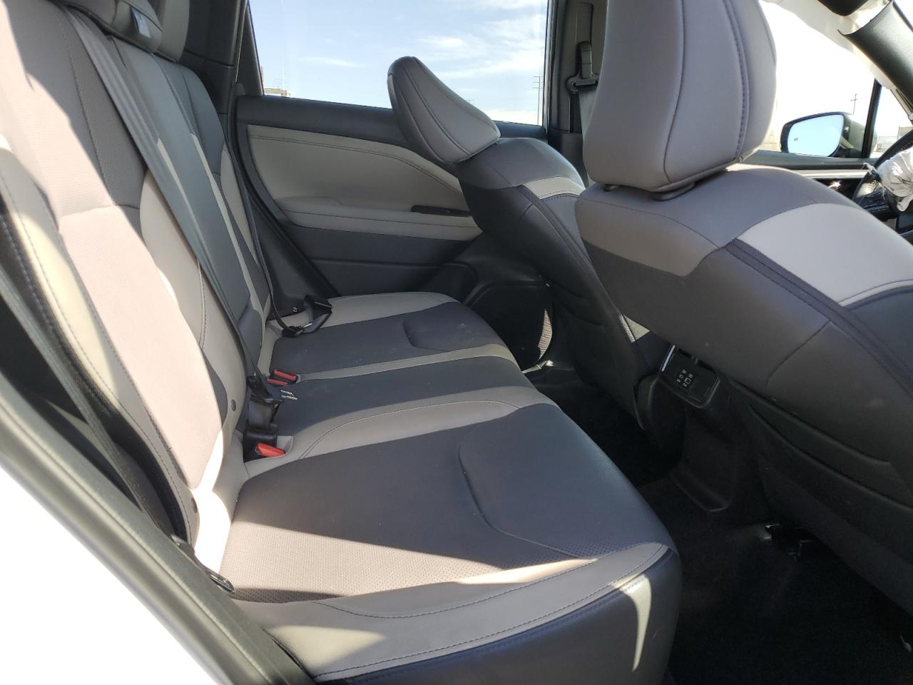 SUBARU FORESTER LIMITED