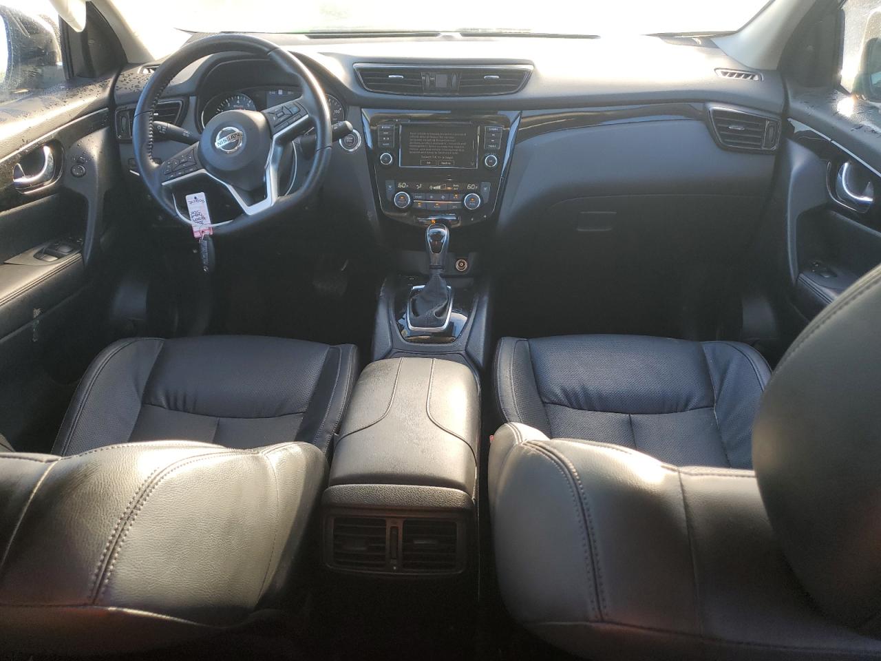 NISSAN ROGUE SPORT SL