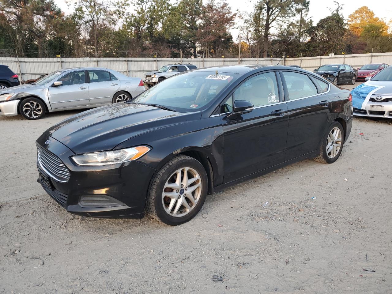 FORD FUSION SE