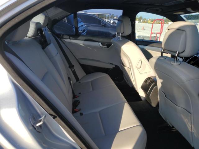 2013 MERCEDES-BENZ C 250 - WDDGF4HB1DR266239