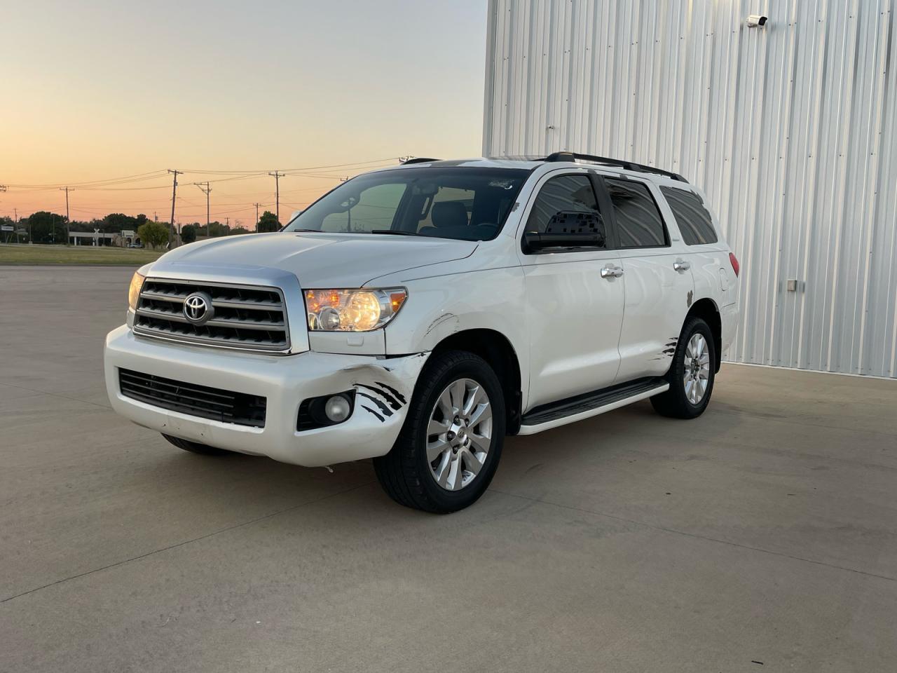 TOYOTA SEQUOIA PLATINUM