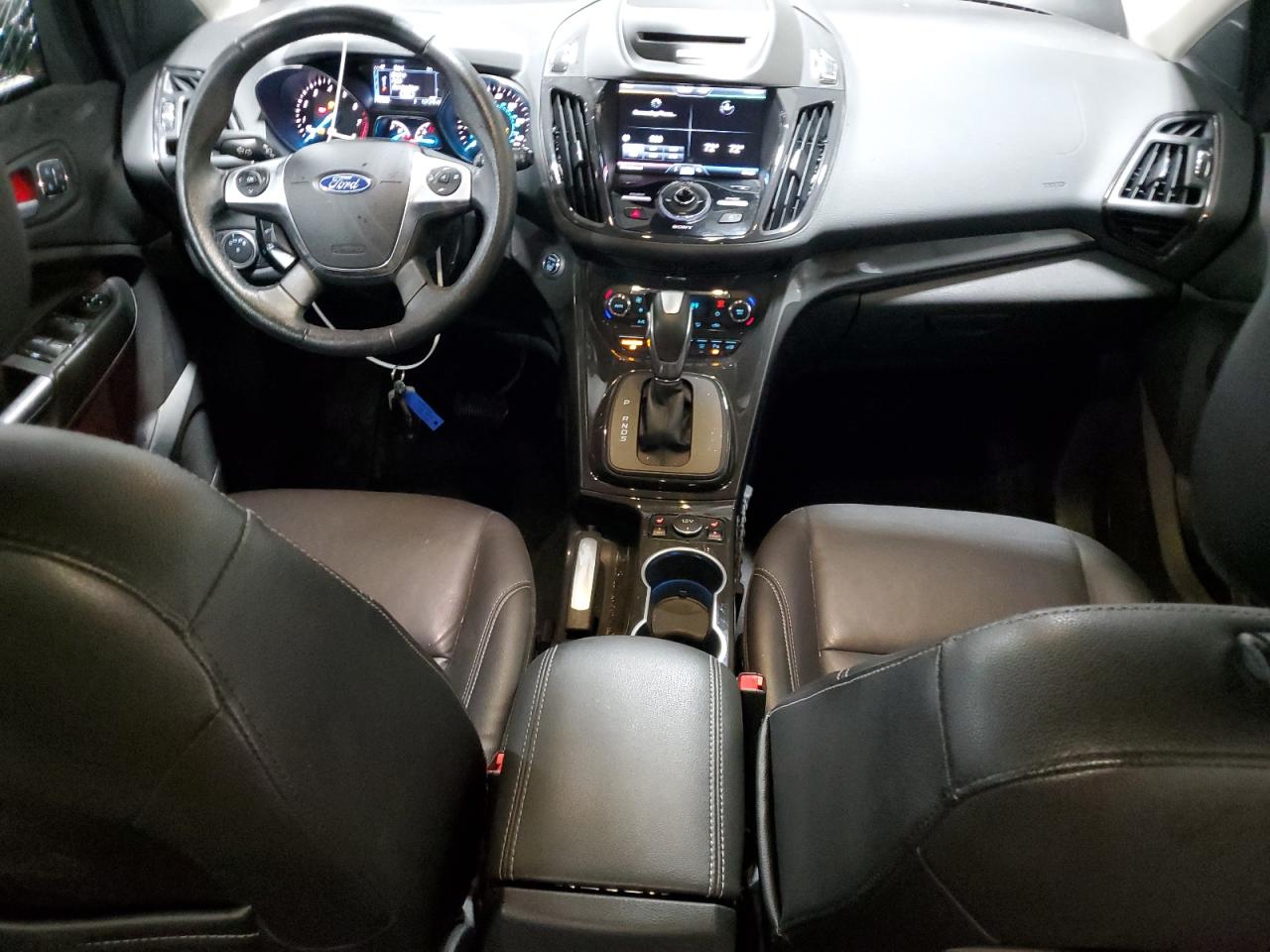 FORD ESCAPE TITANIUM