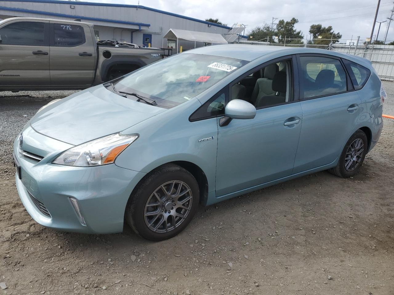 TOYOTA PRIUS V