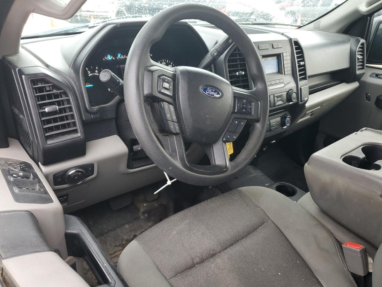 FORD F-150 SUPER CAB