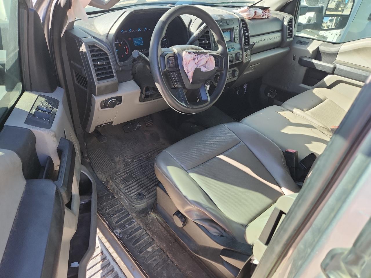 FORD F-250 SUPER DUTY