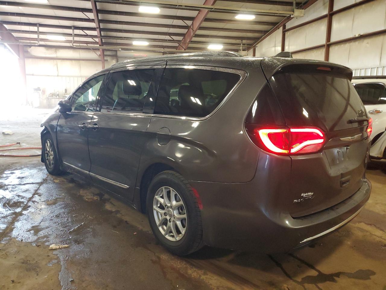 CHRYSLER PACIFICA TOURING L