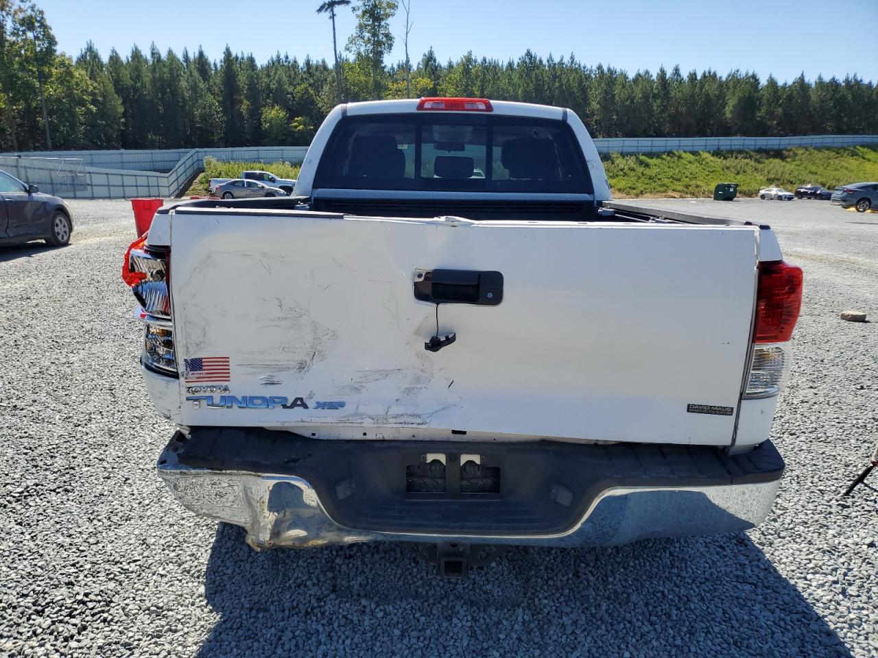 TOYOTA TUNDRA DOUBLE CAB SR5