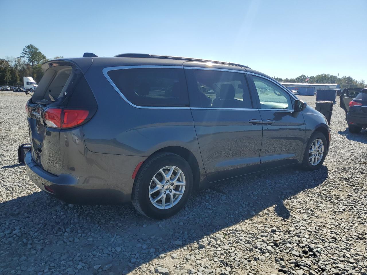 CHRYSLER VOYAGER LXI
