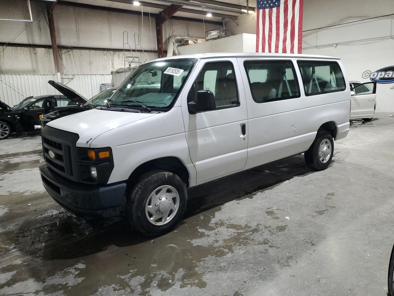 FORD ECONOLINE E350 SUPER DUTY WAGON